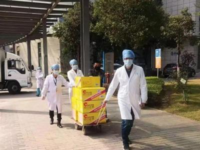 繼近20萬只N95口罩馳援武漢，洽洽再捐300萬堅果食品物資！